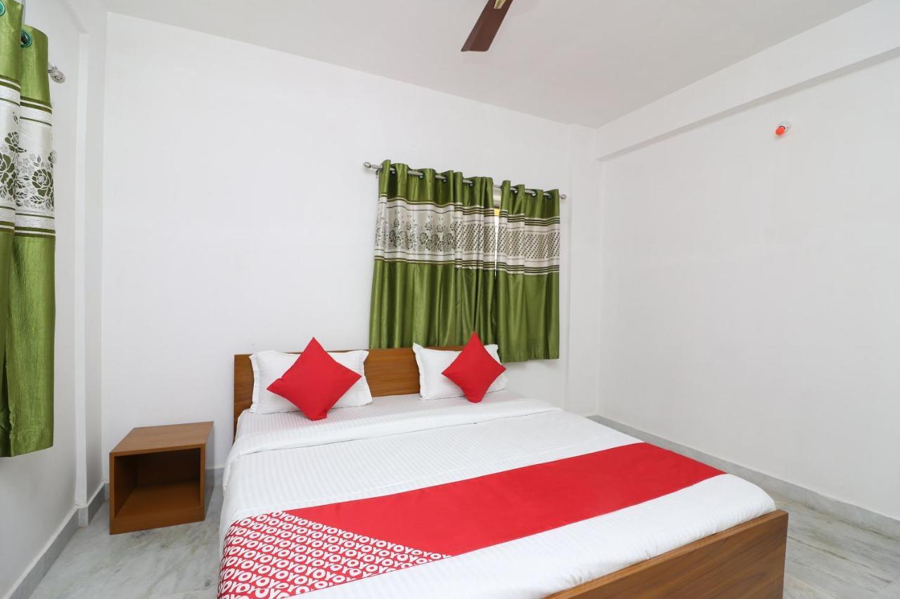 OYO 30269 Amar Raj Inn Calcuta Exterior foto